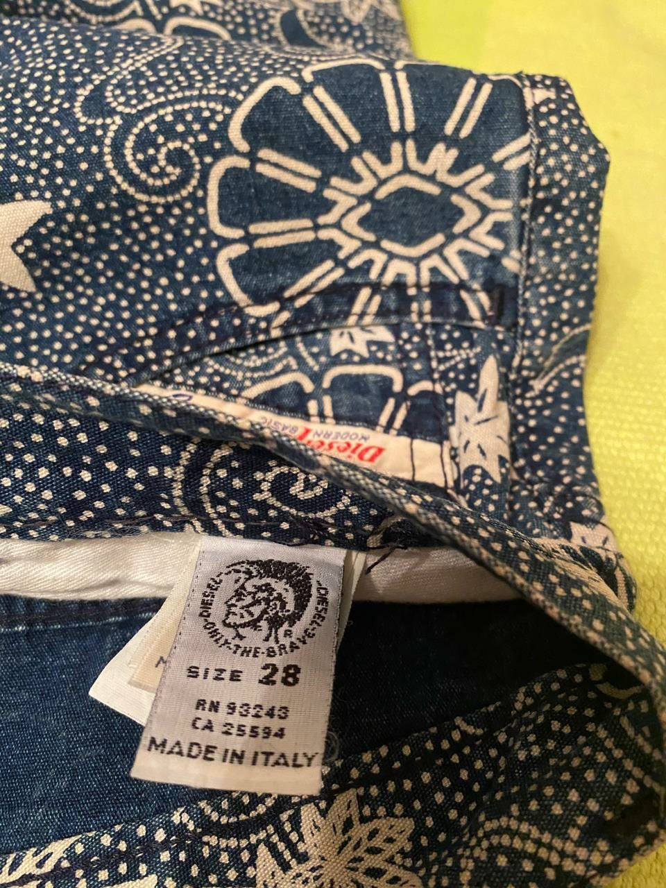 Джинсы клеш. Diesel. Италия. Разные.