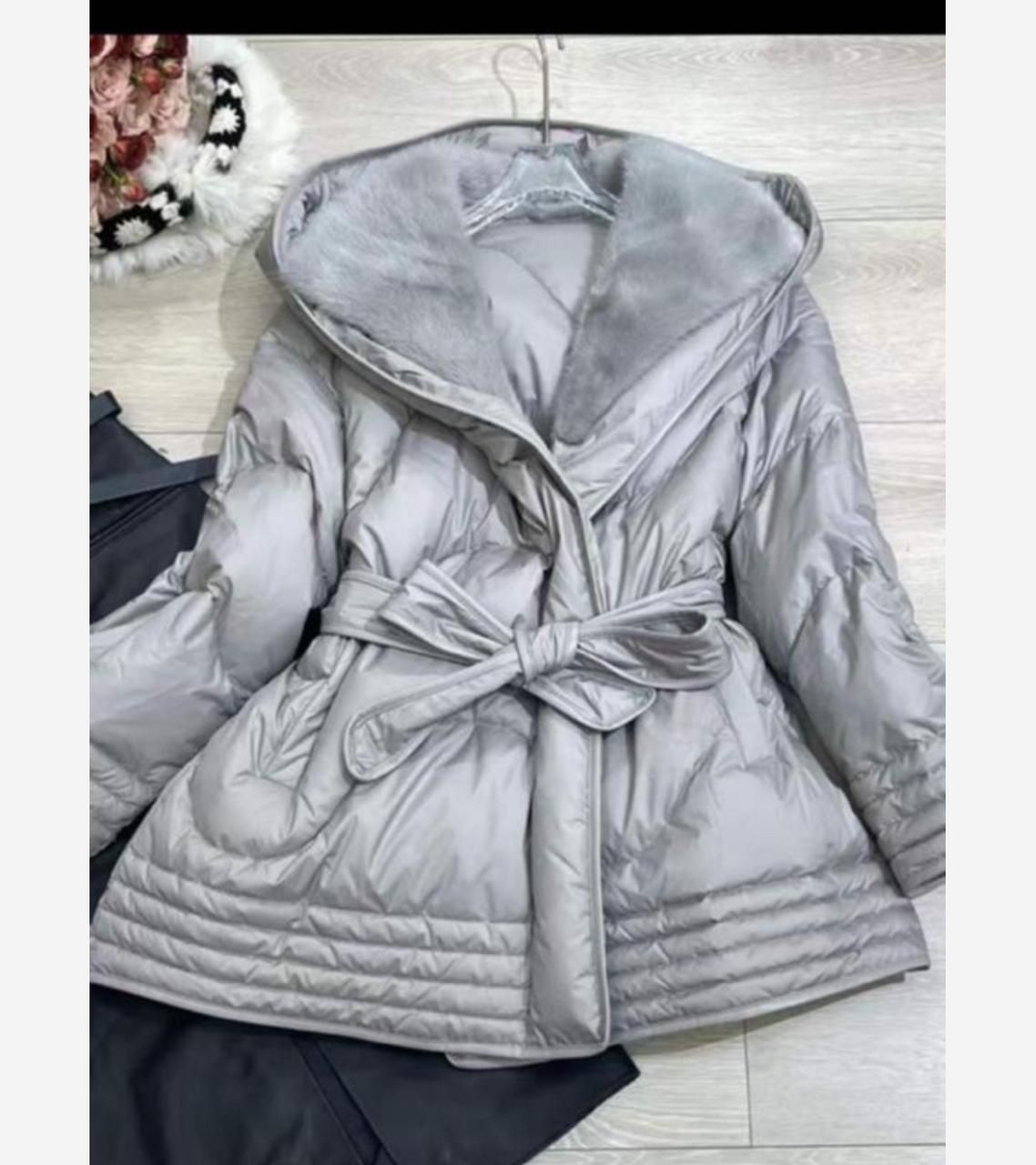 Женский пуховик стильный