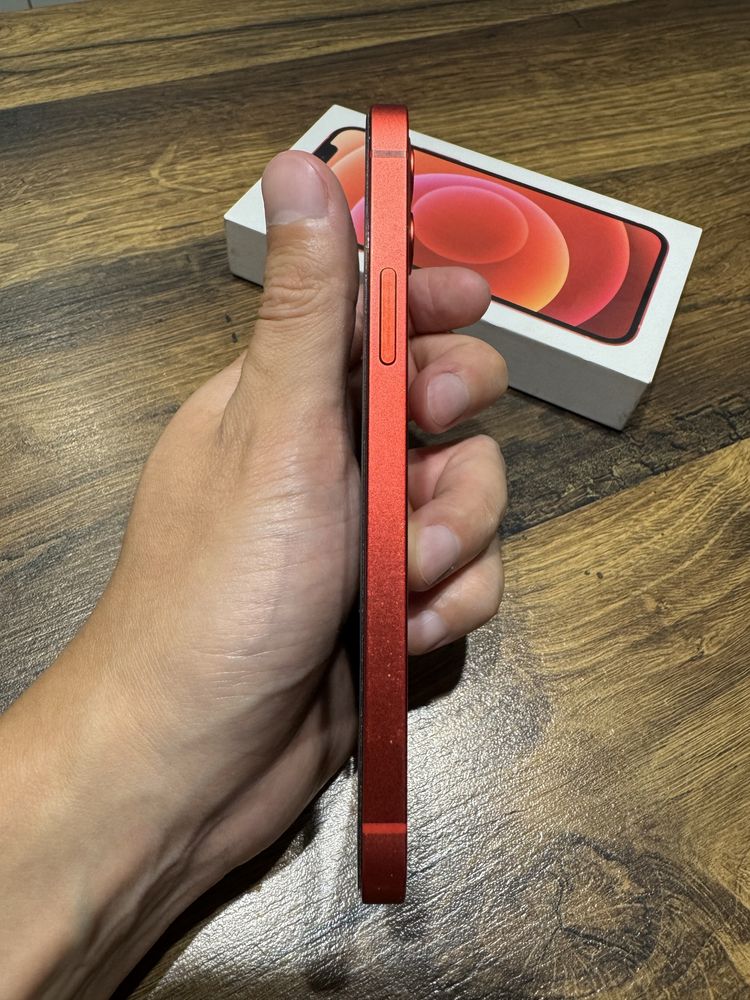 Iphone 12 на 64gb