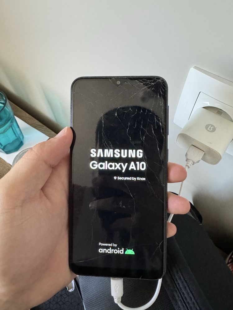 Смартфон Samsung A10