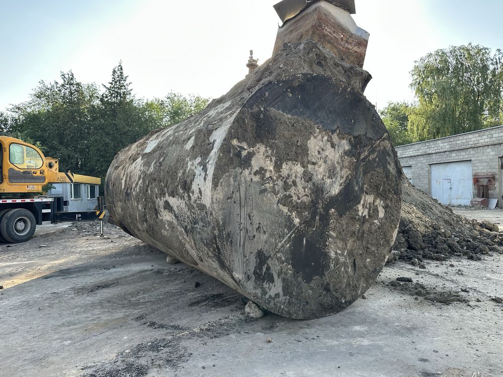 Продам резервуар, бочка, ёмкость хорошем состоянии