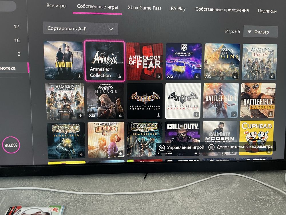 Продам xbox series s с аккаунтом много игр