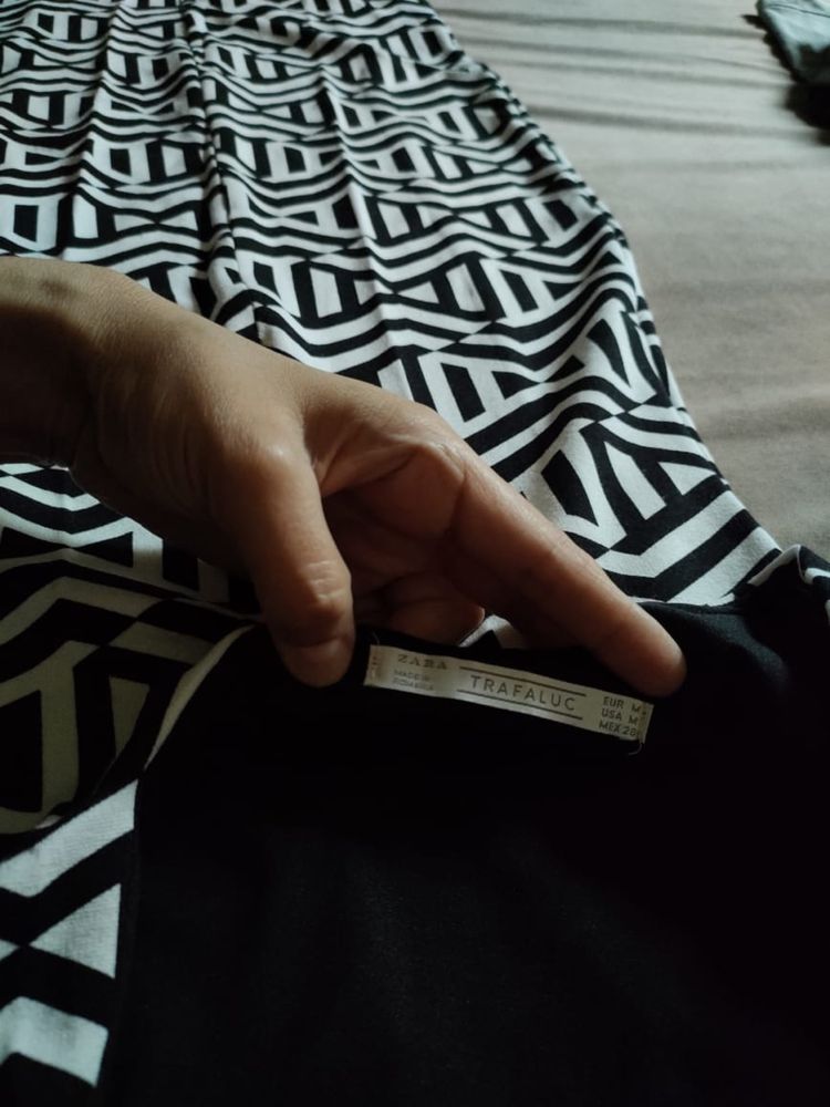 Продам платье Zara