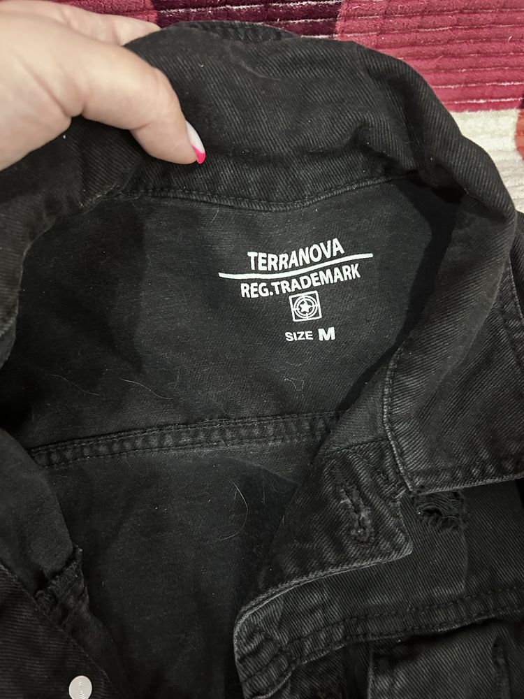 Продам джинсы и джинсовку