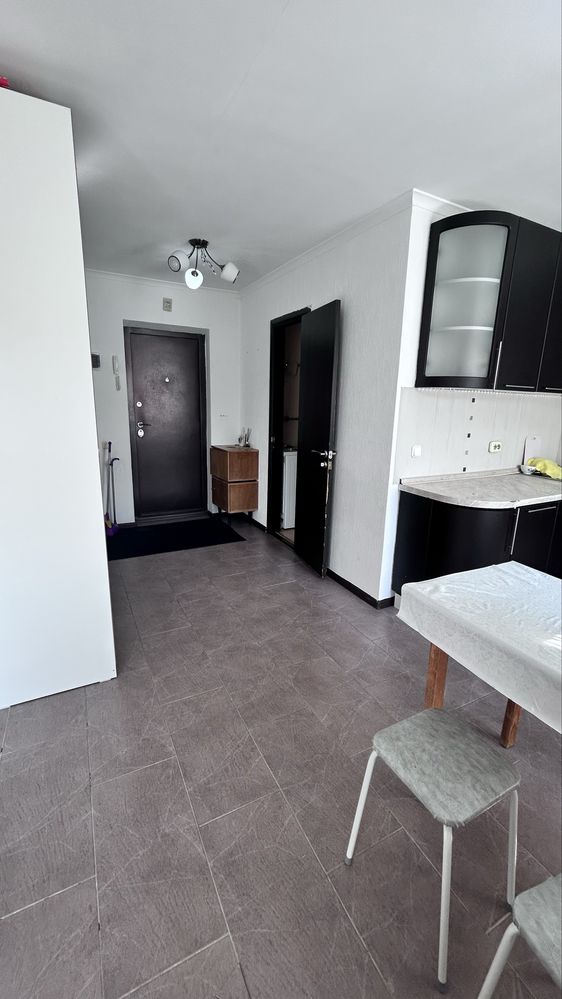 Продам 1 ком кв студия 40 м2