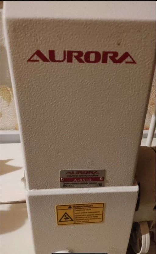 Швейная машина Aurora A-8810 для работы с кожей и тяжелыми материалами
