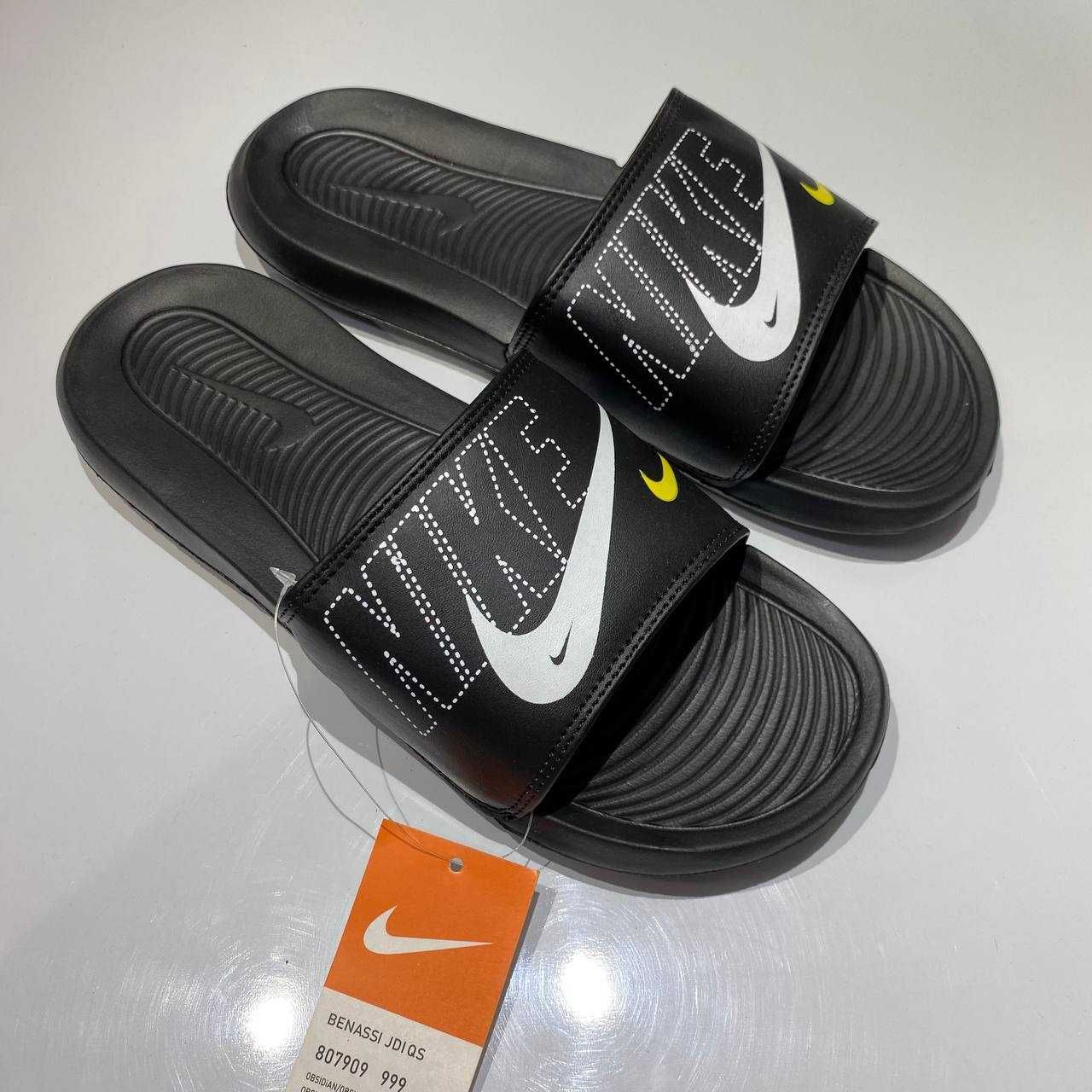 Сланцы Nike для бассейна, повседневки и тд.