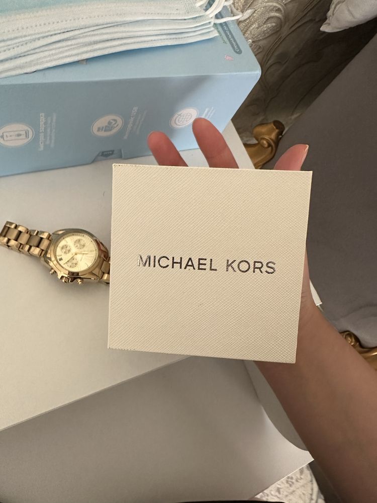 Продается женские часы Michael Kors оригинал!