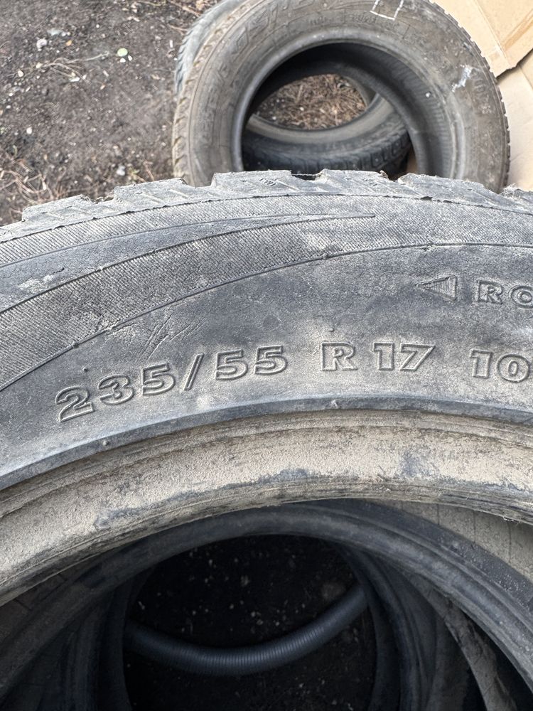 Резина 235/55 R17 продам