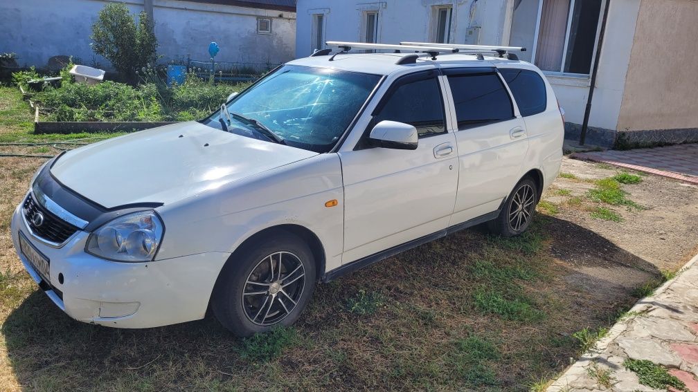 Продам Lada priora универсал