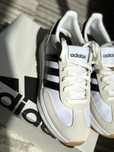 Adidas оригинальные кроссовки,новые