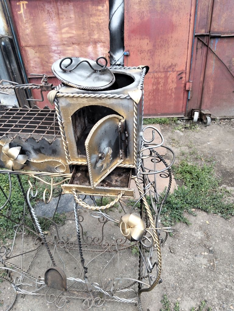 Продам мангальную зону,ручная работа