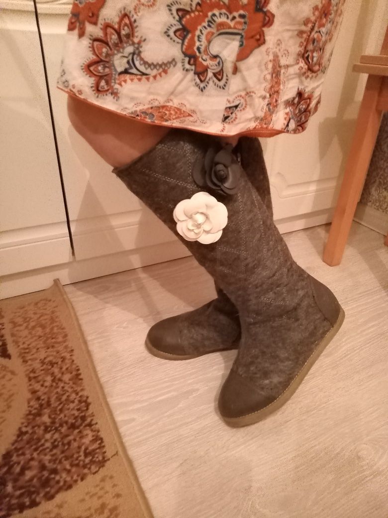 Сапоги зимние женские.