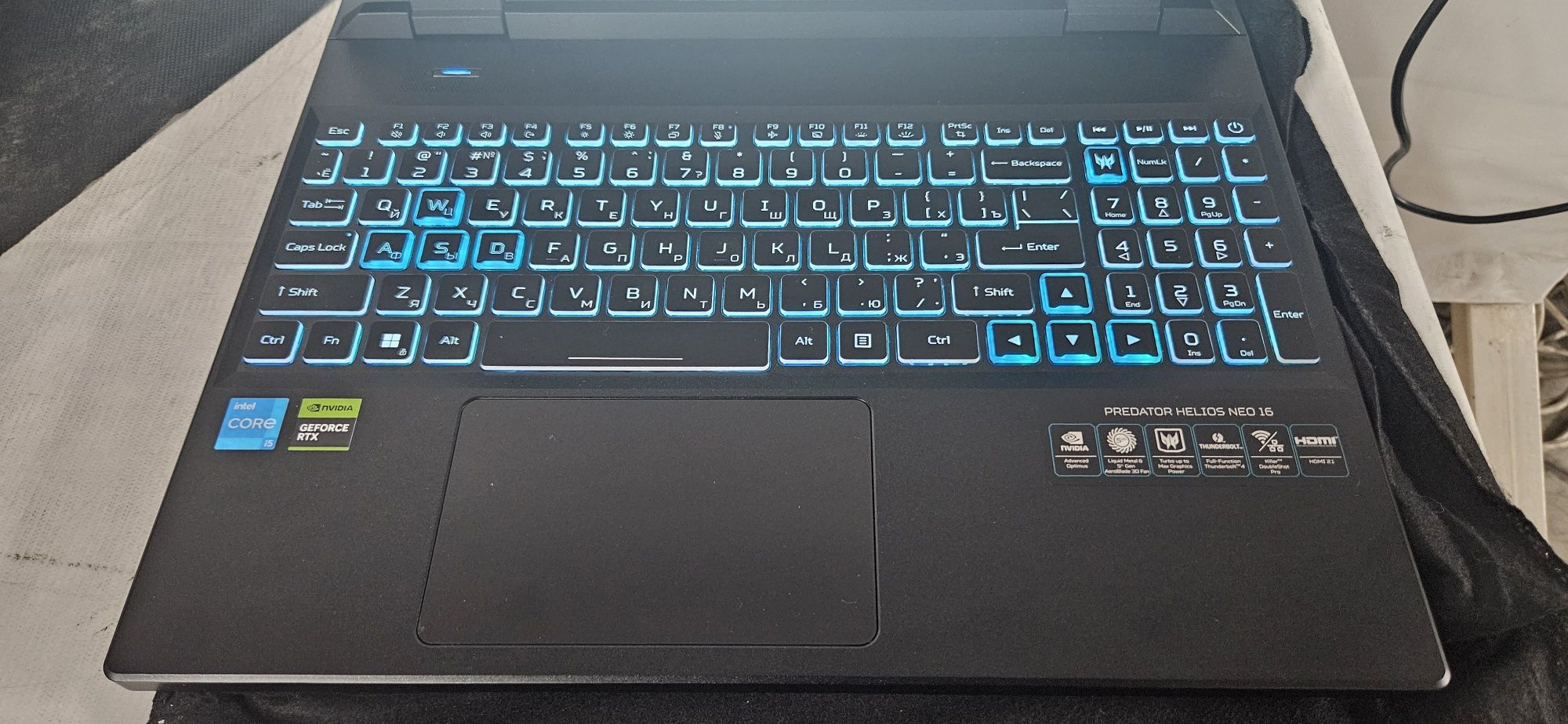 Ноутбук Acer Predator Helios Neo 16 PHN16-71-53B5