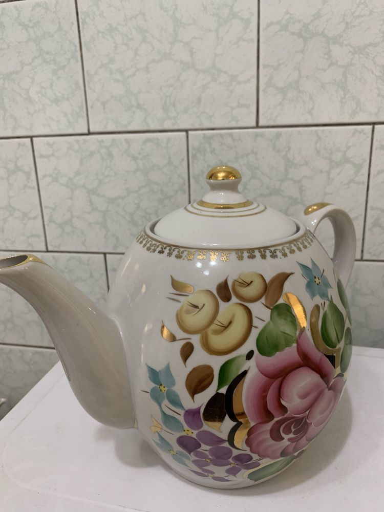Продам чайник большой новый