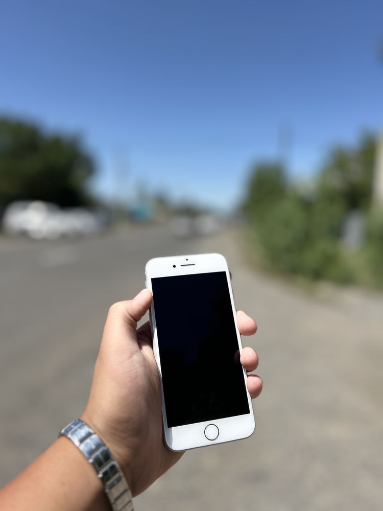 iPhone 7 на 256гб