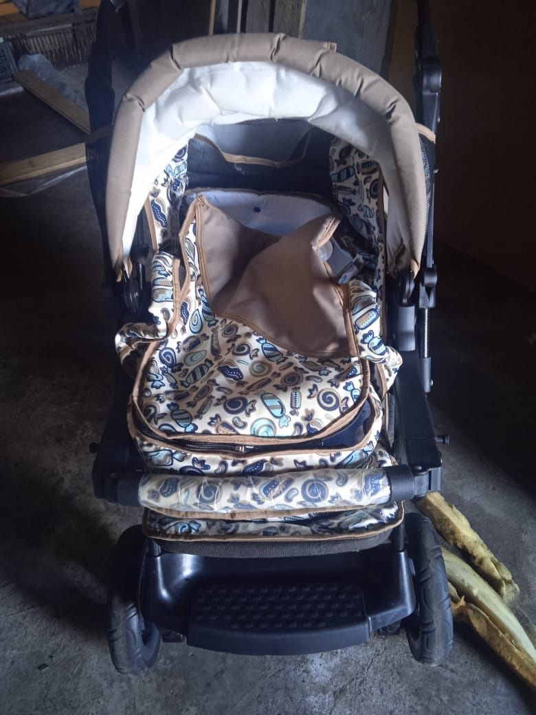 Продам коляску б/у