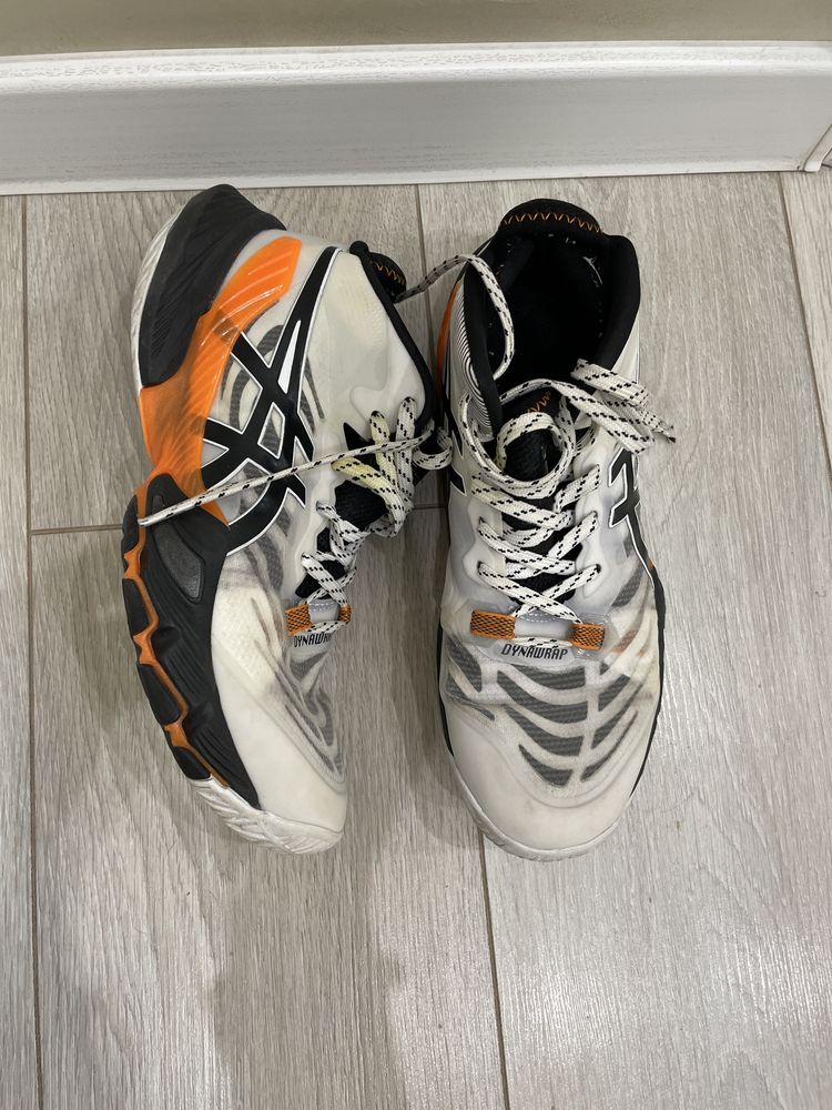 Кроссовки Asics metarise