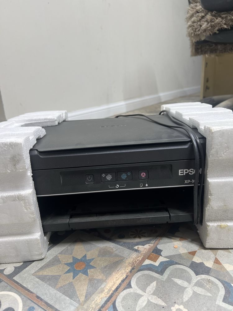 Продаю принтер Epson XP-103