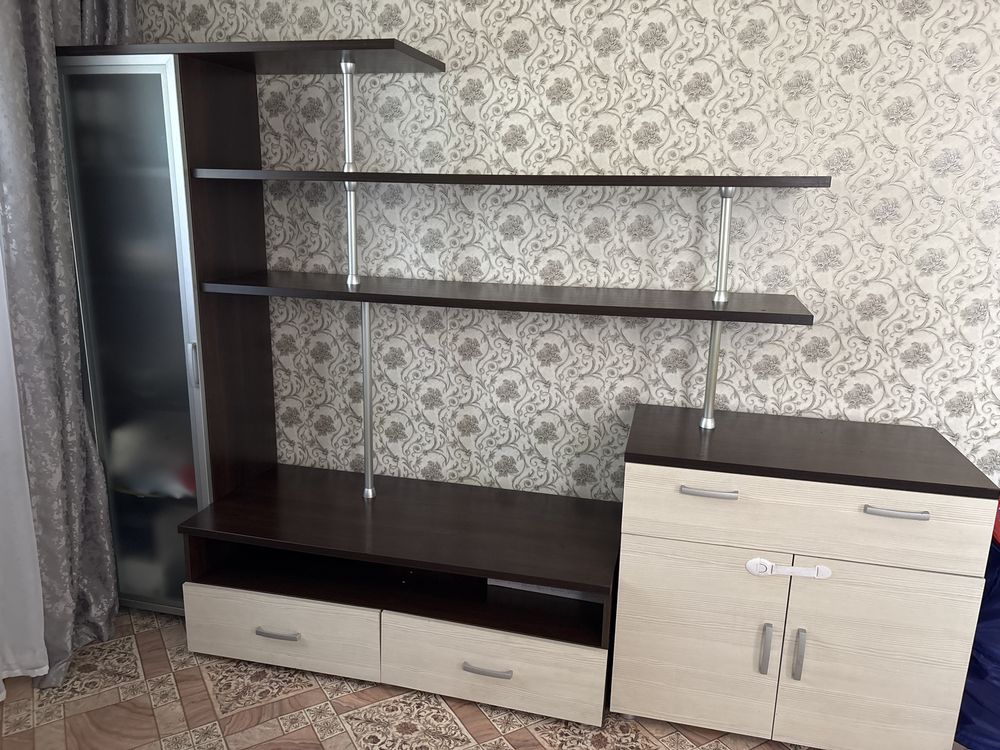 Продам стенку горку