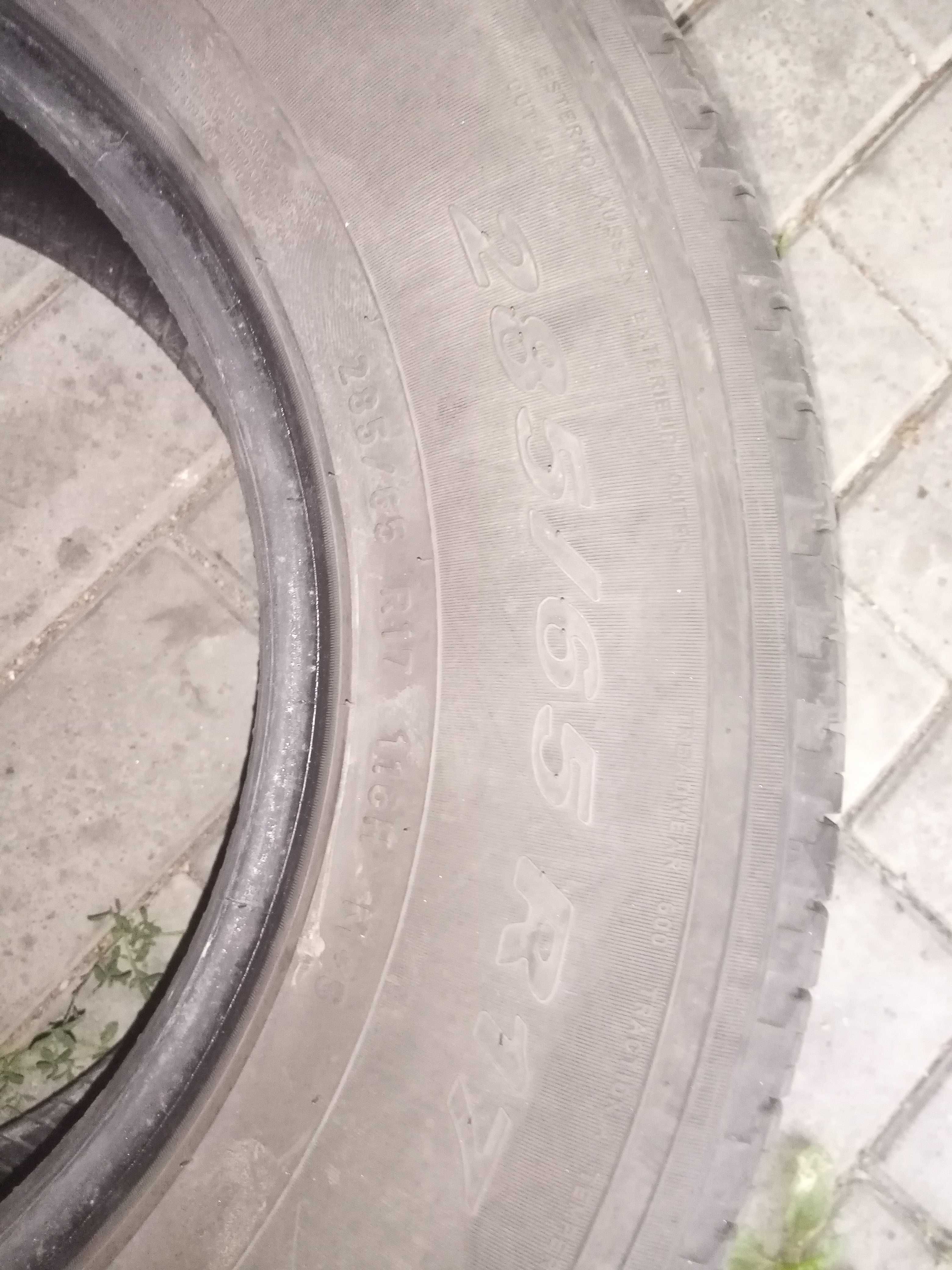 Автошины 285/65/17 всесежонки в количестве 3 штуки