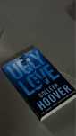 Книга на английском языке «Ugly Love» by Colleen Hoover