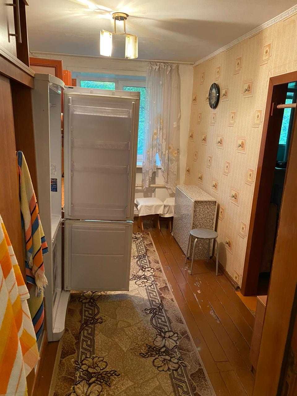 Продается 2-х комнатное общежитие,в районе Северного магазина