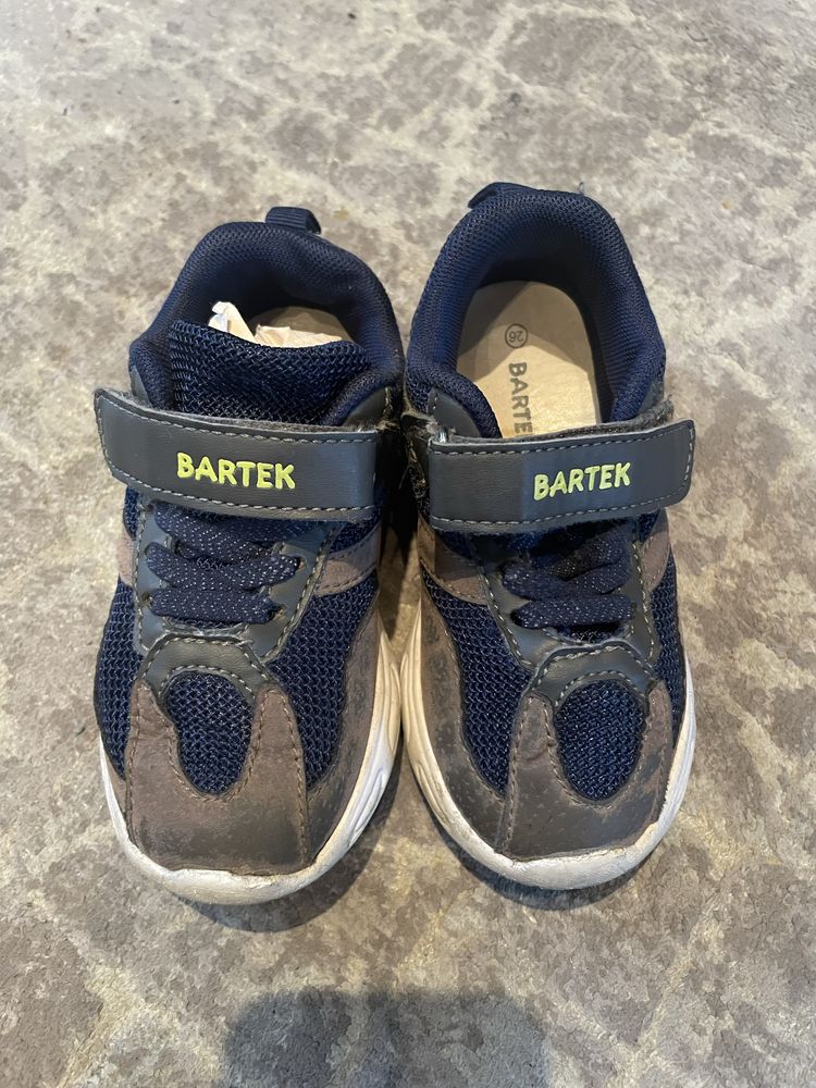 Кроссовки Bartek 25р