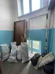 Отдам бесплатно дверь железная самовывоз вместе с мусором