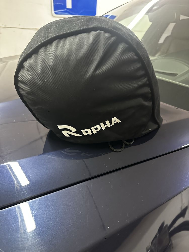 Продам мотошлем HJC Rpha 10
