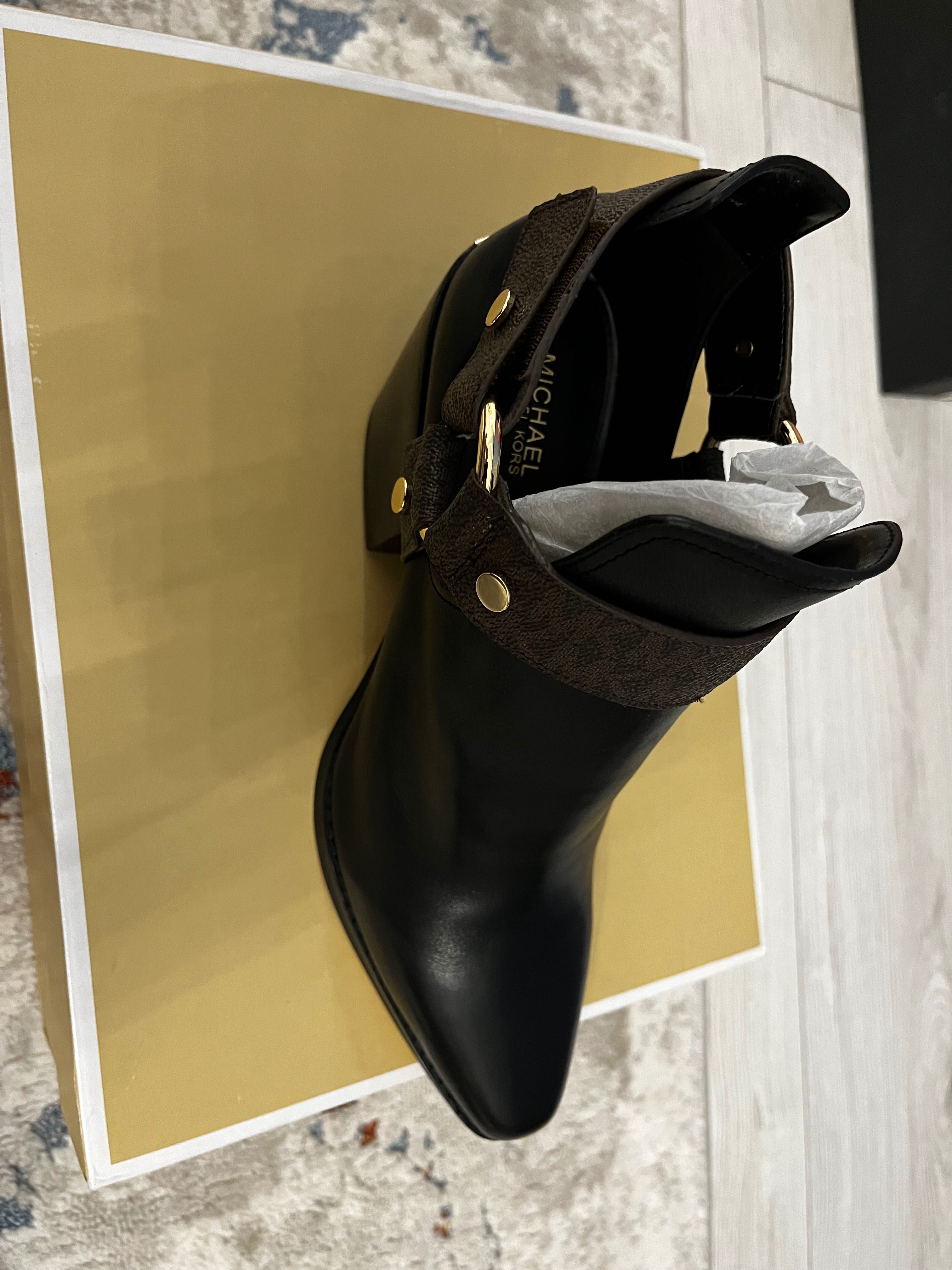 Продаю обувь Michael Kors