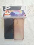 Продам смартфон Samsung a31 +каропка +чехлом