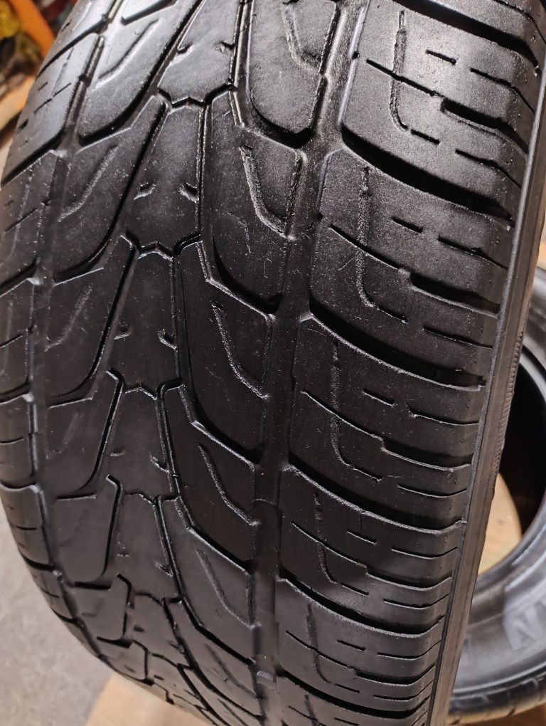 285/60R18 2шт NEXEN ROADIAN HP