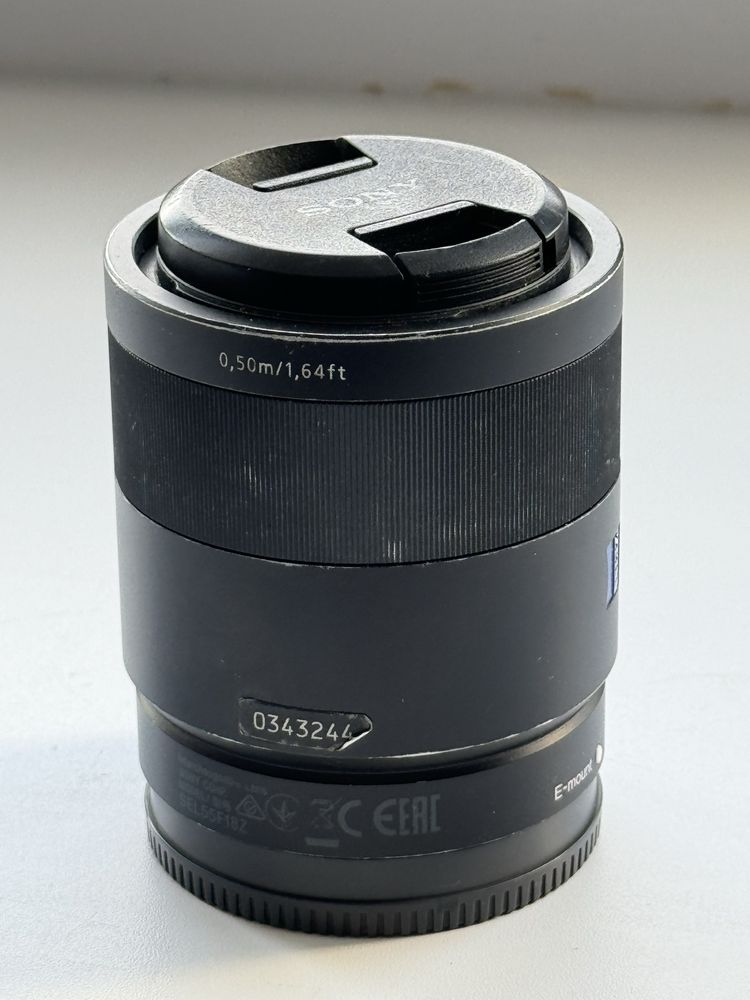 Zeiss Sony Sonnar 55mm f/1.8