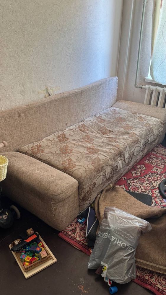 Продаю два дивана