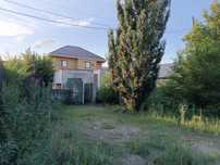 Продам участок с недостроенным домом