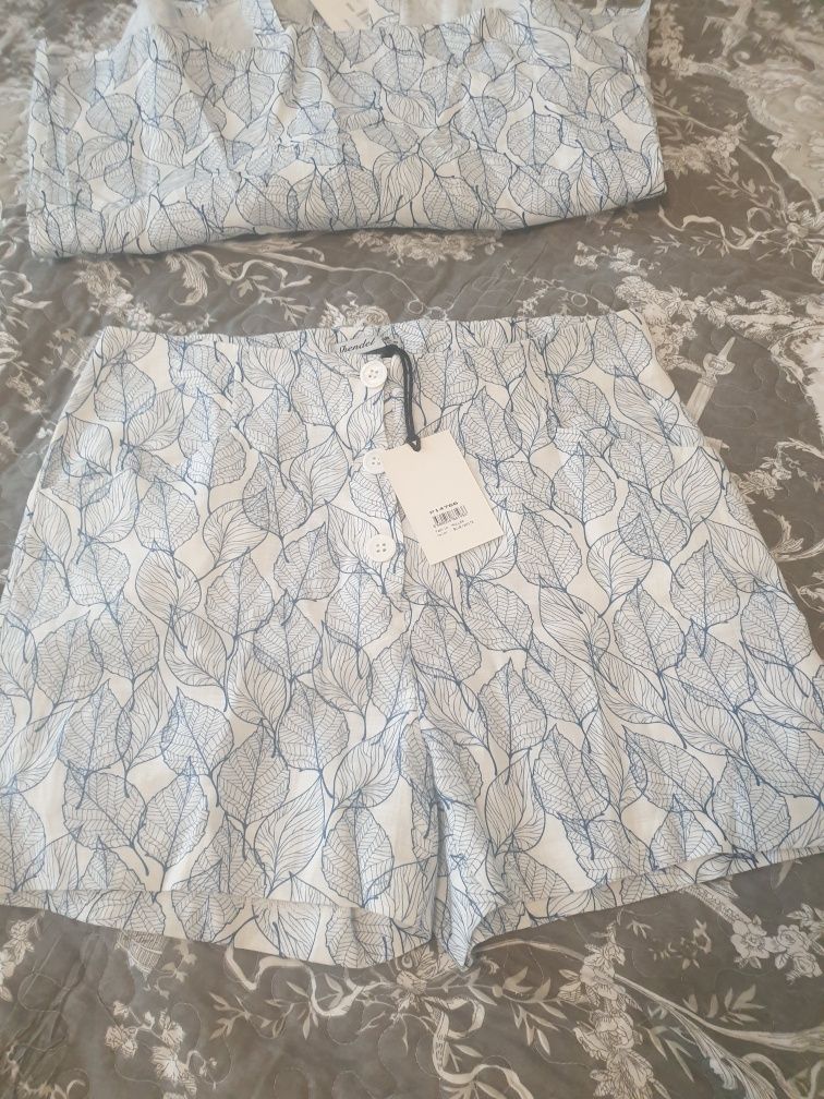 Продам двойку с шортами ,ткань лён