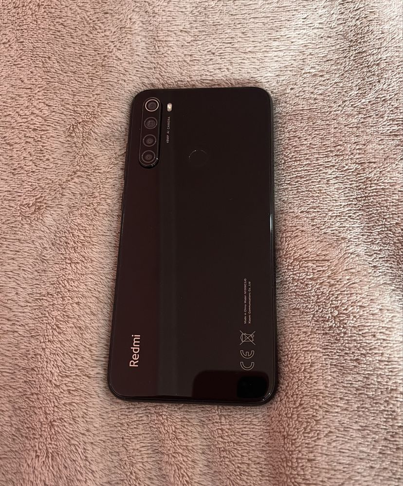 Телефон Redmi Note 8