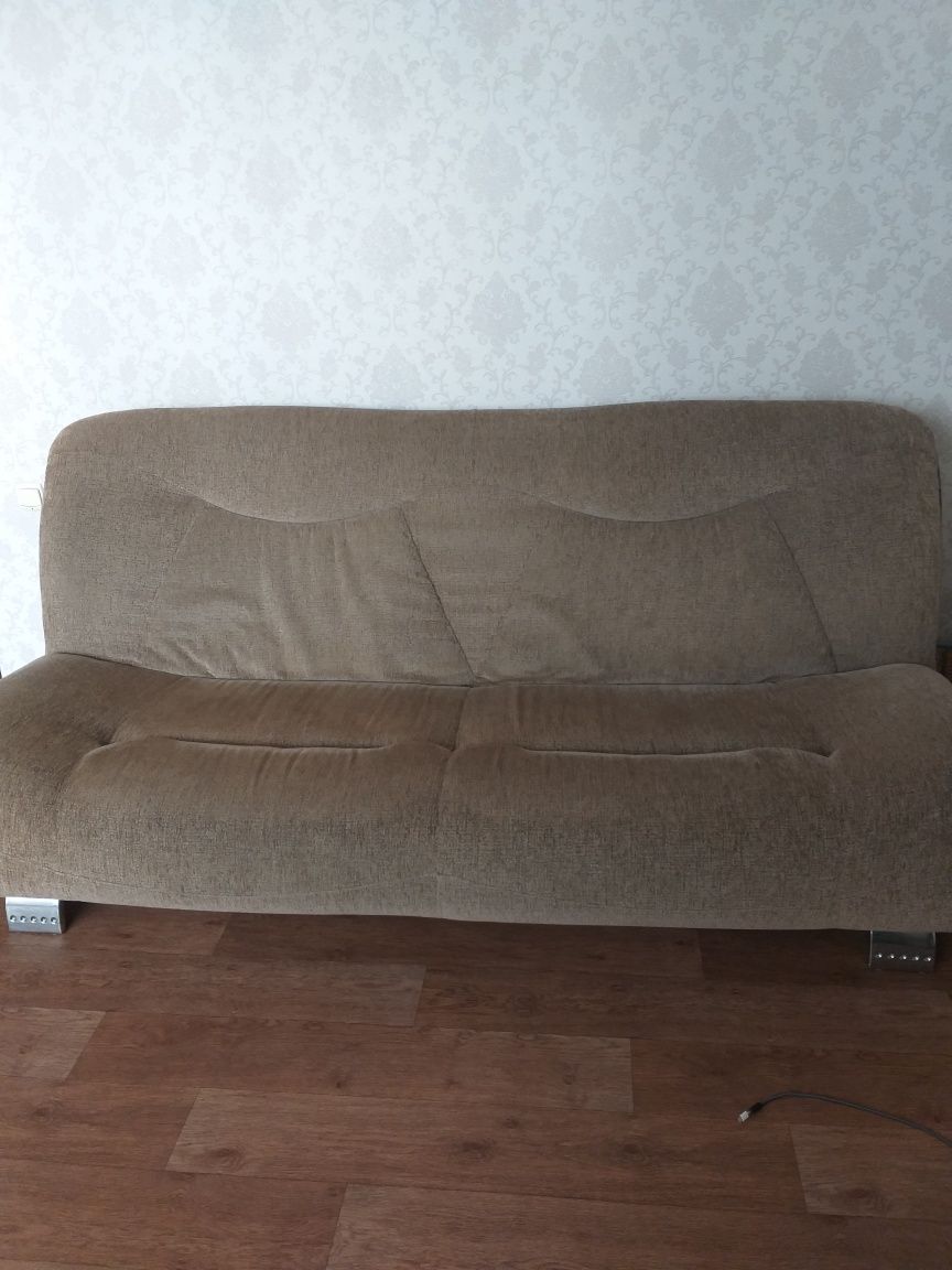 Диван и 2 кресла