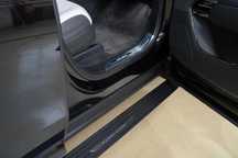 Выдвижные пороги ATS на Range Rover L460