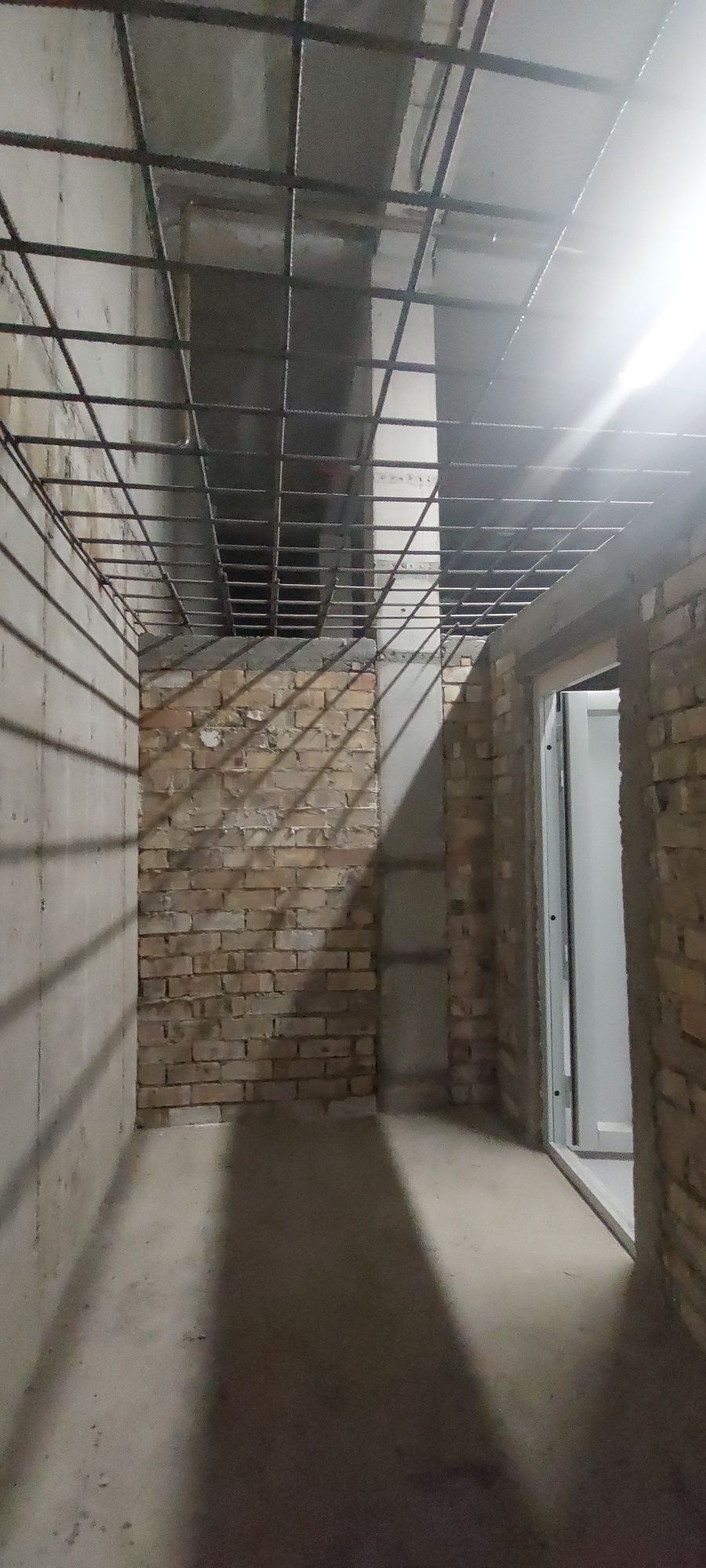 Продам кладовое помещение (кладовка, склад)