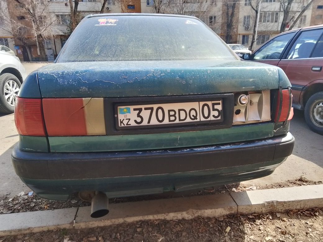 Продам Ауди 80 капшагайе