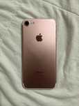 iPhone 7 все работает документы коробка есть.