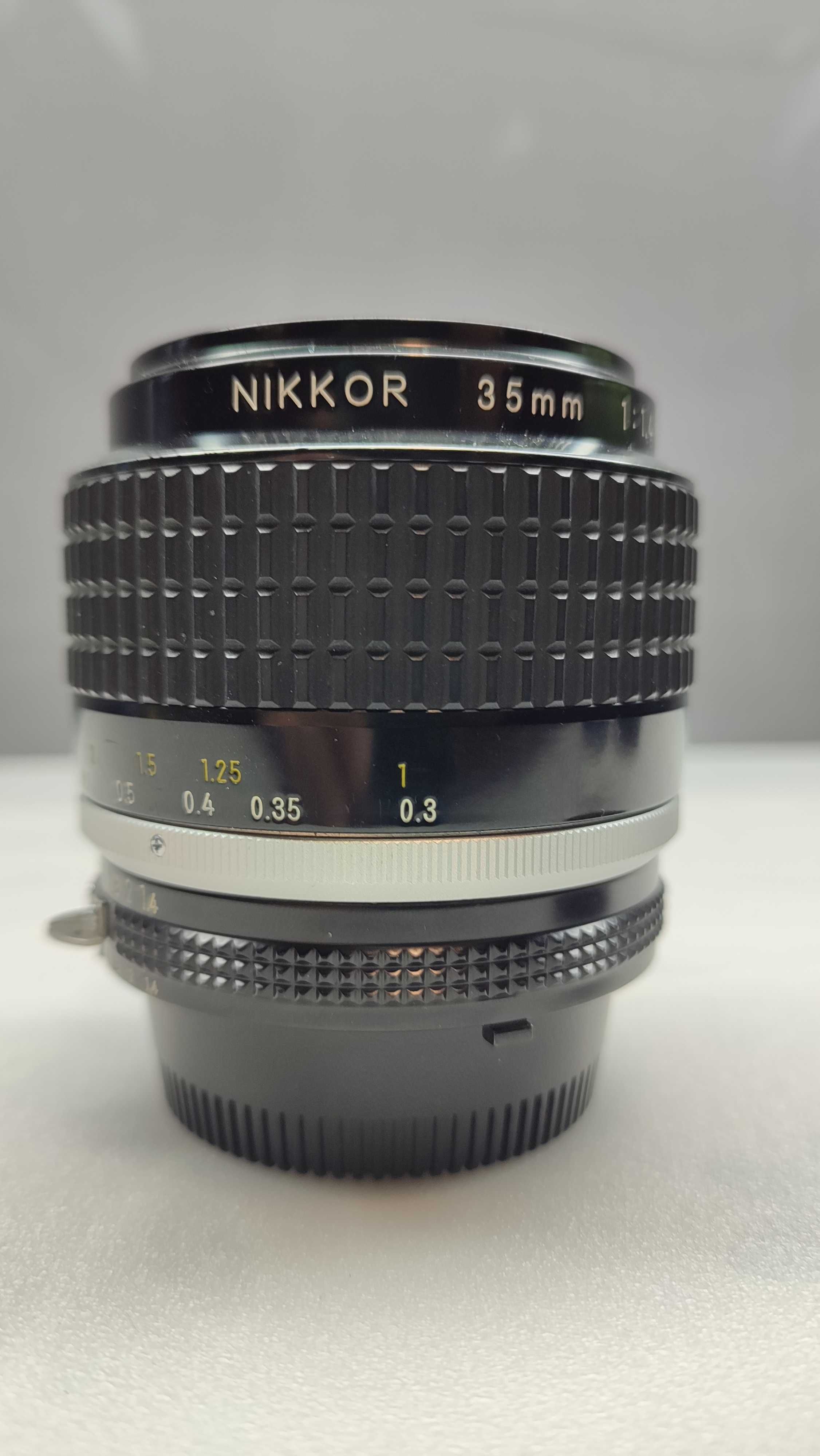Объектив Nikkor 35 mm f/1.4 ai-s. Байонет Nikon F