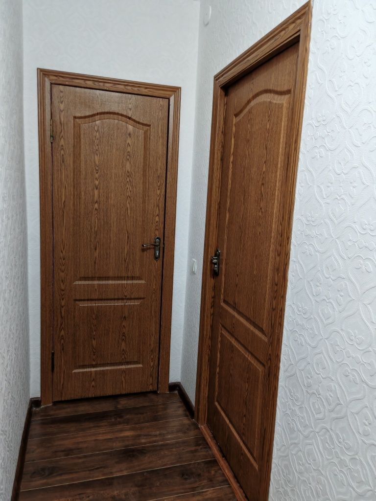 Меж комнатный двери