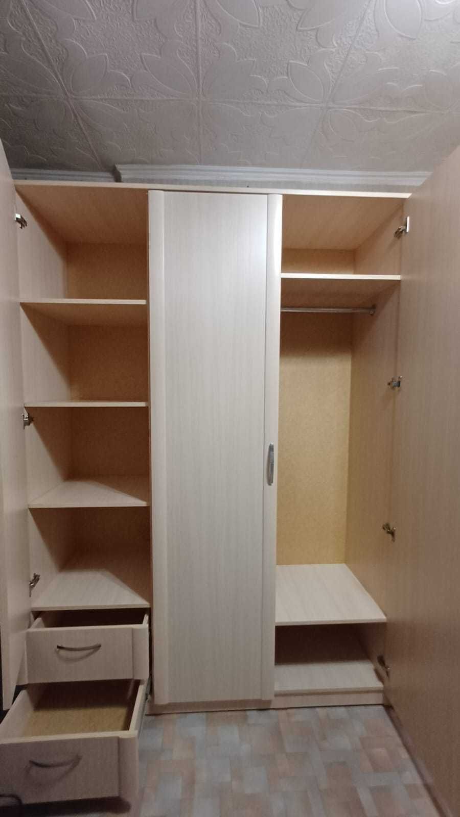 продам срочно мебель шкафы обстановку квартиры