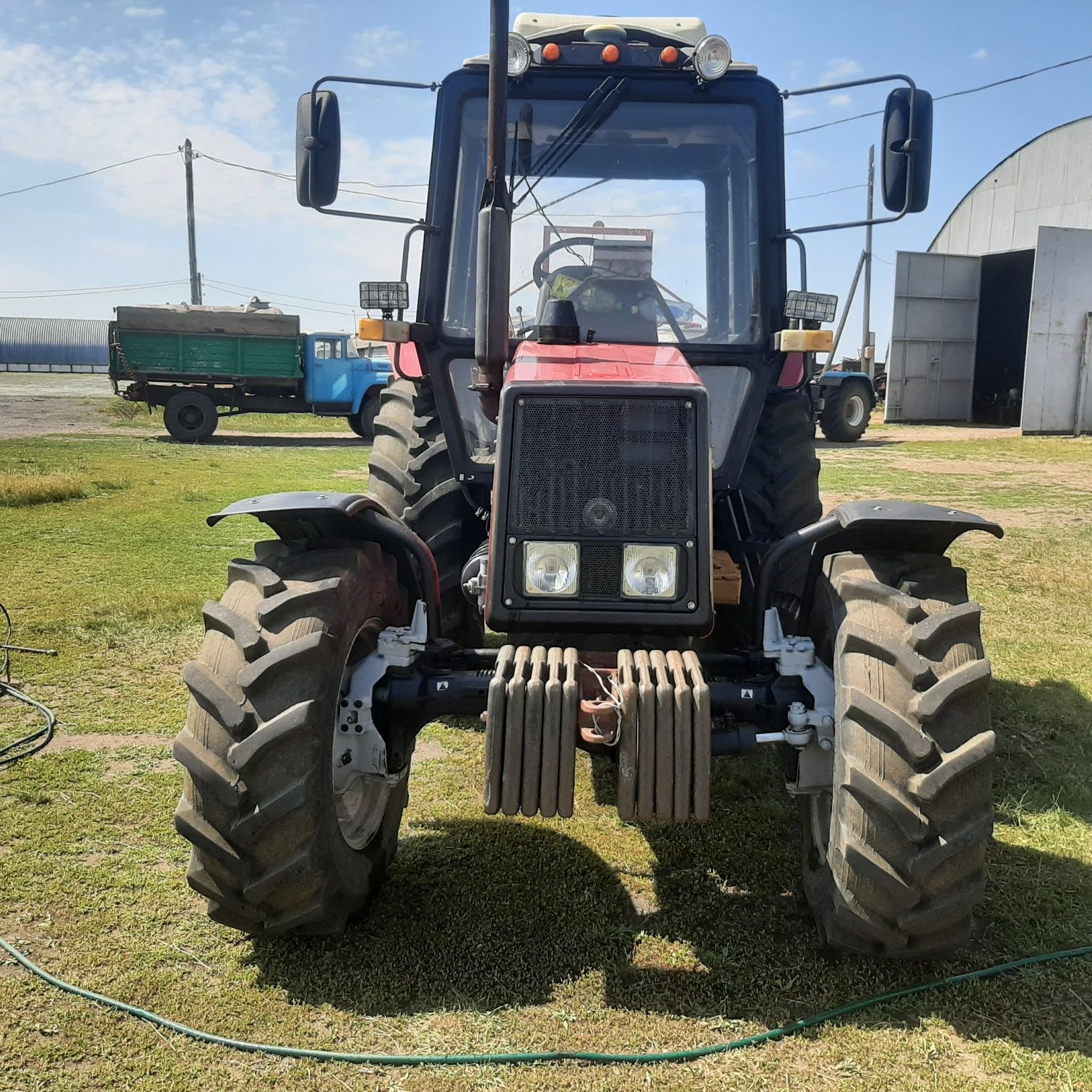 Продам мтз 892.2  в отличном состоянии 2019г.