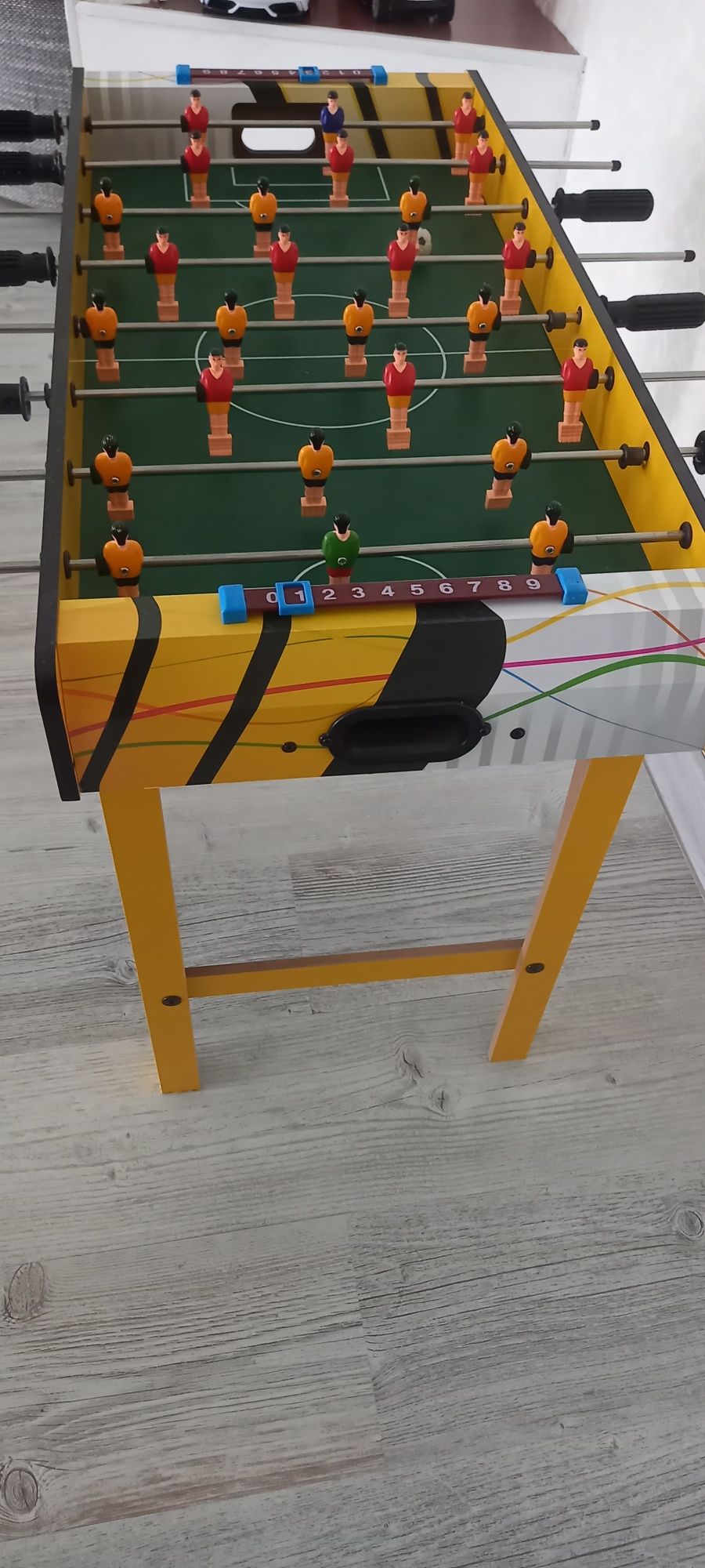 Игравой стол для детей.
