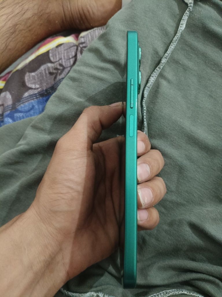 honor x8b  8/256