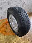 Продам зимние шины Pirelli Formula Ice 215/65 R16 98T -4шт с дисками